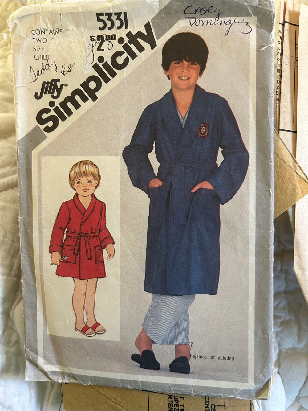 Simplicity Kids Shawl-Collar Robe with Patch Pockets size 3/4 pattern